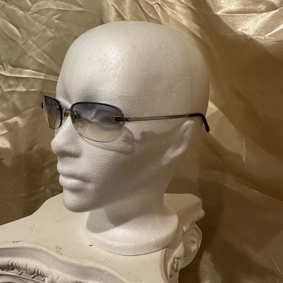 Chanel 4099 Rimless CC Vintage Y2K Sunglasses in Grey Blue Hue - Picture 8 of 16